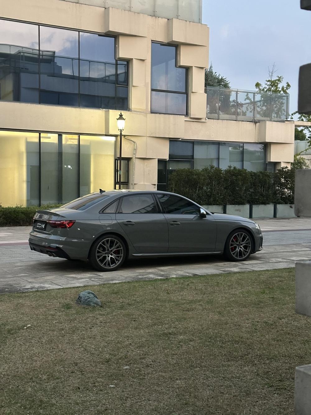 Audi Audi S4