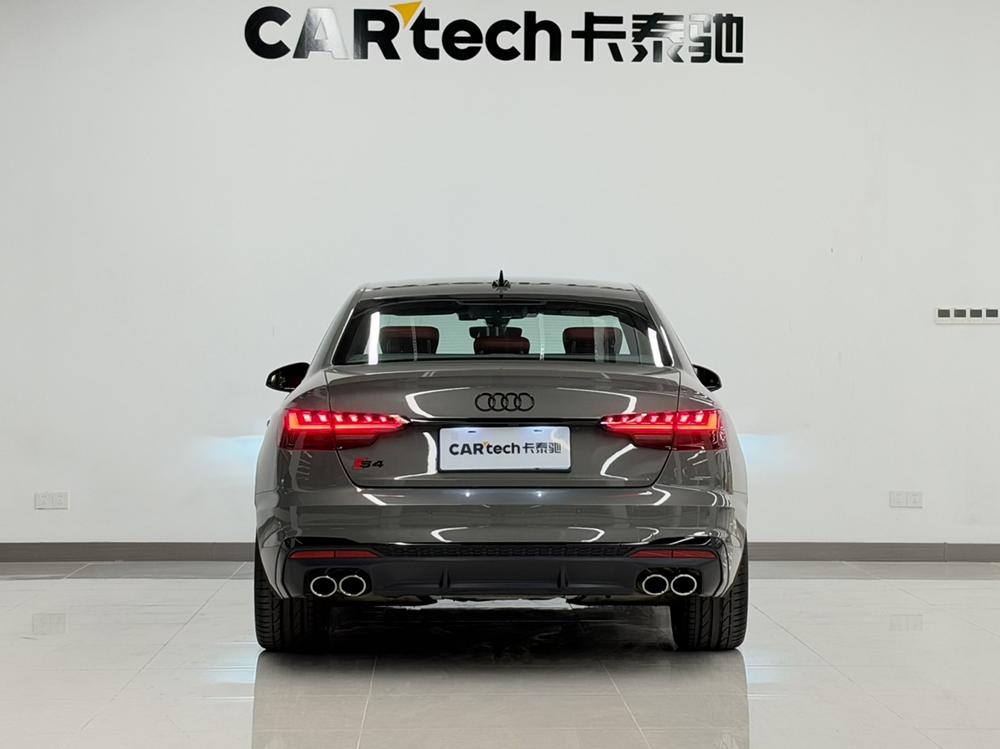 Audi Audi S4