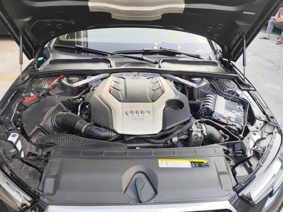 Audi Audi S4
