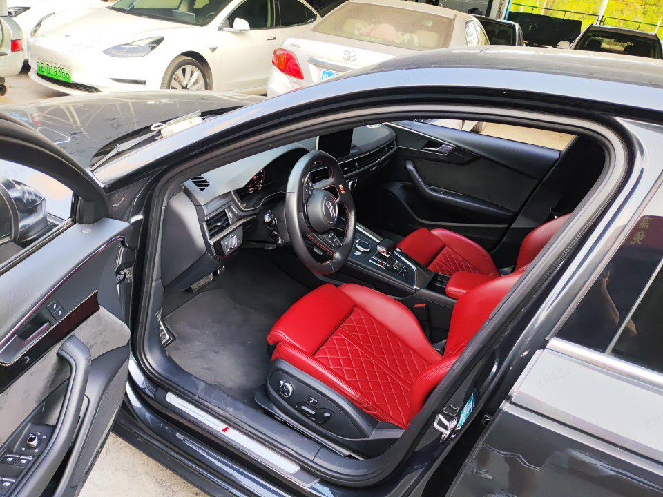 Audi Audi S4
