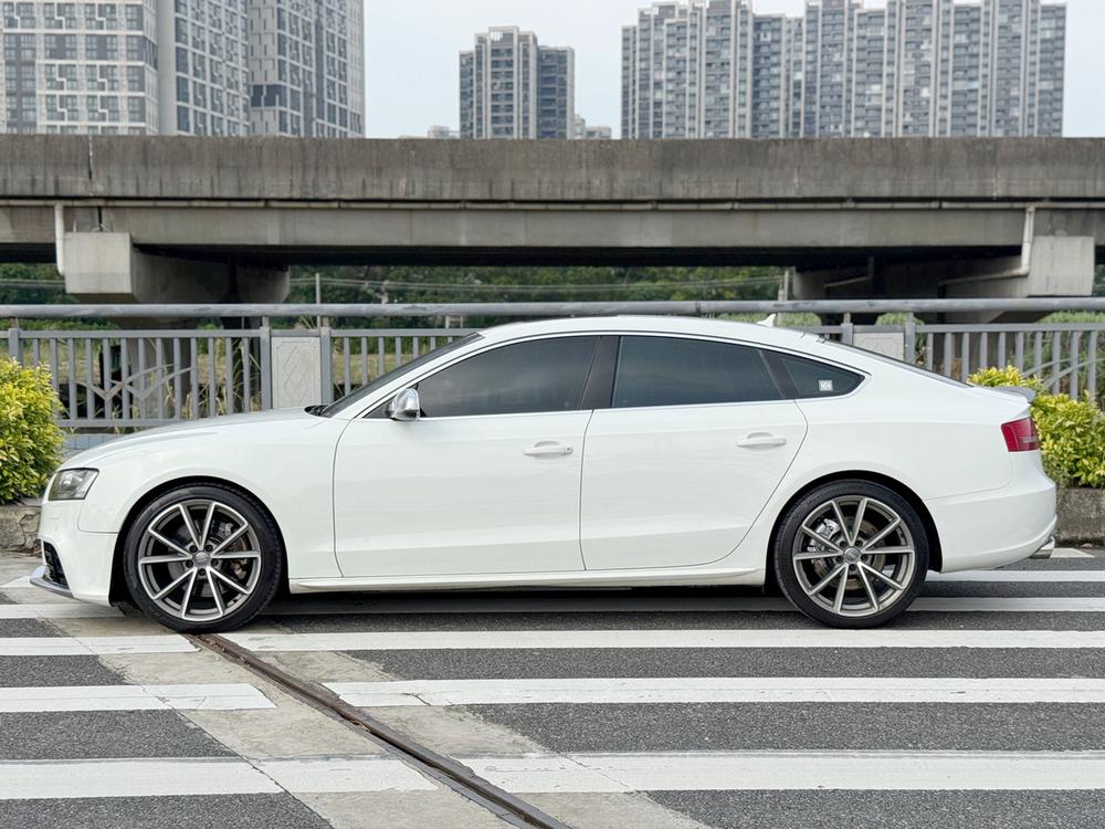 Audi Audi S5