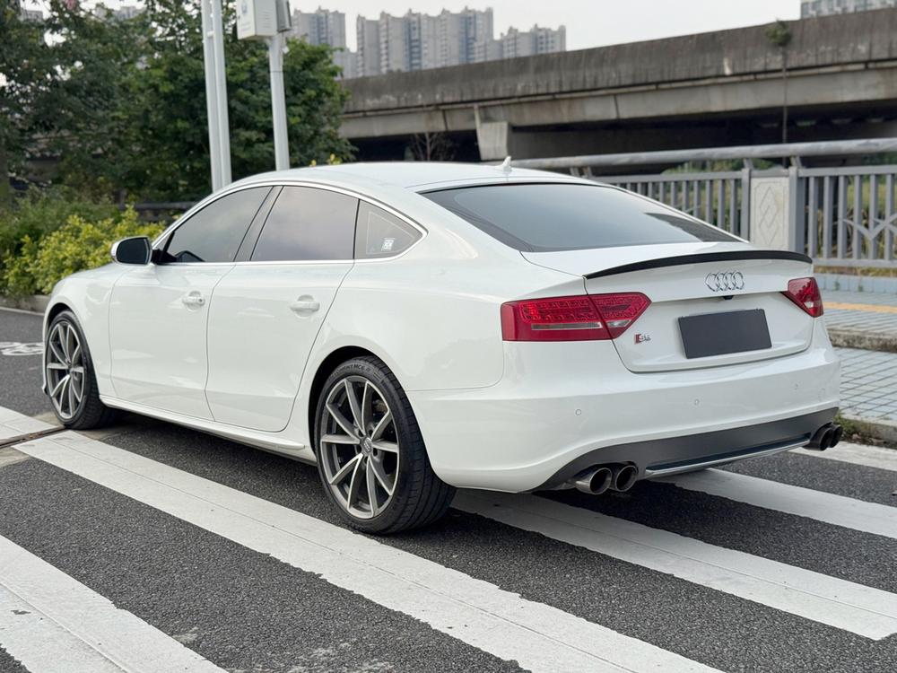 Audi Audi S5