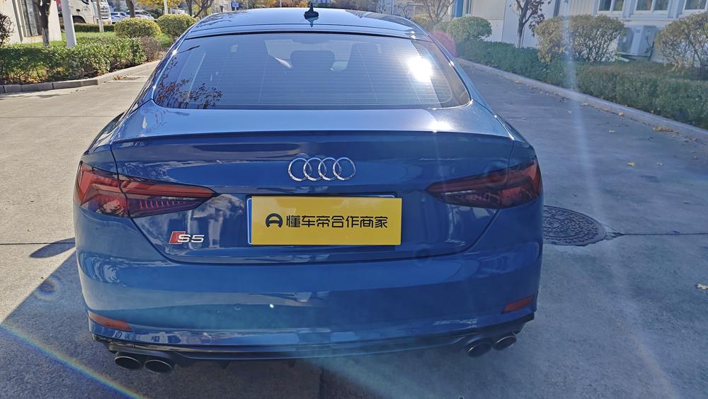 Audi Audi S5