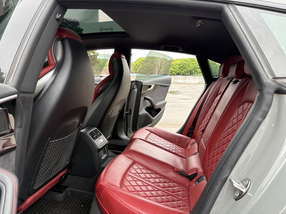 Audi Audi S5