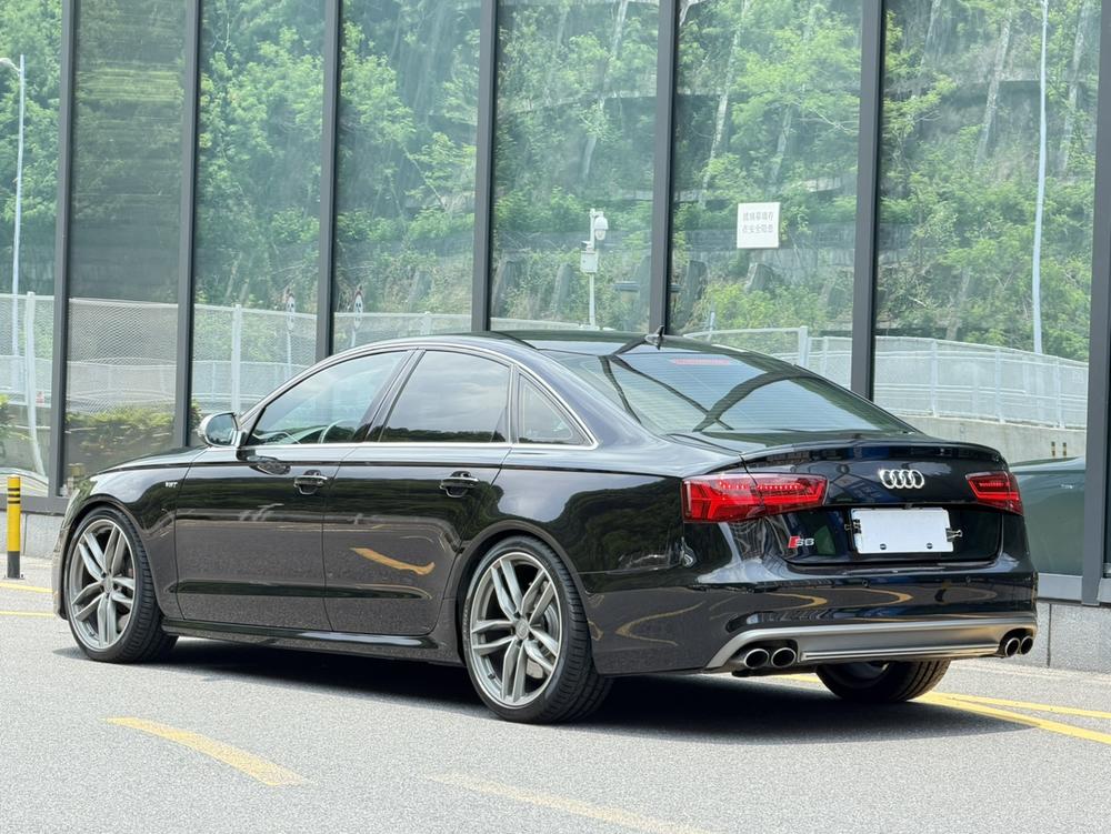 Audi Audi S6