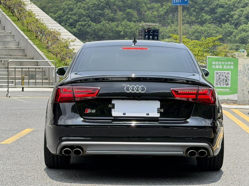 Audi Audi S6
