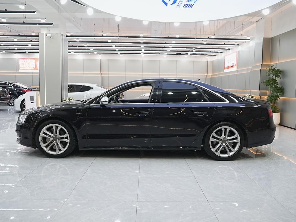 Audi Audi S8
