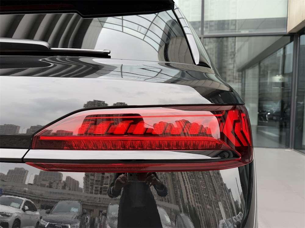 Audi Audi SQ7