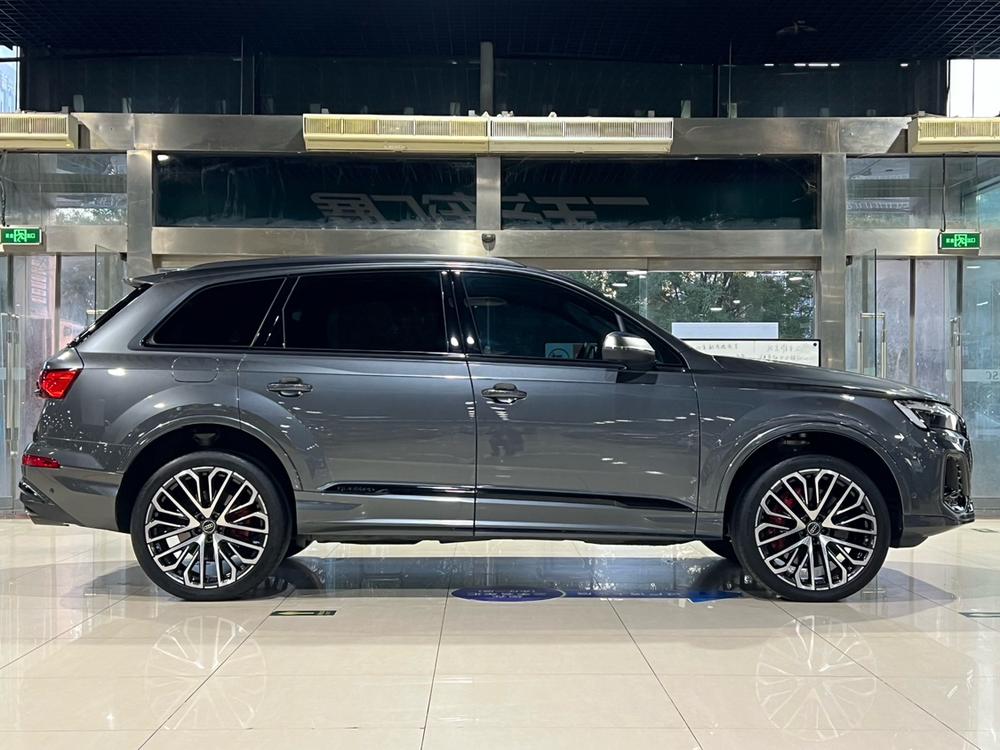 Audi Audi SQ7