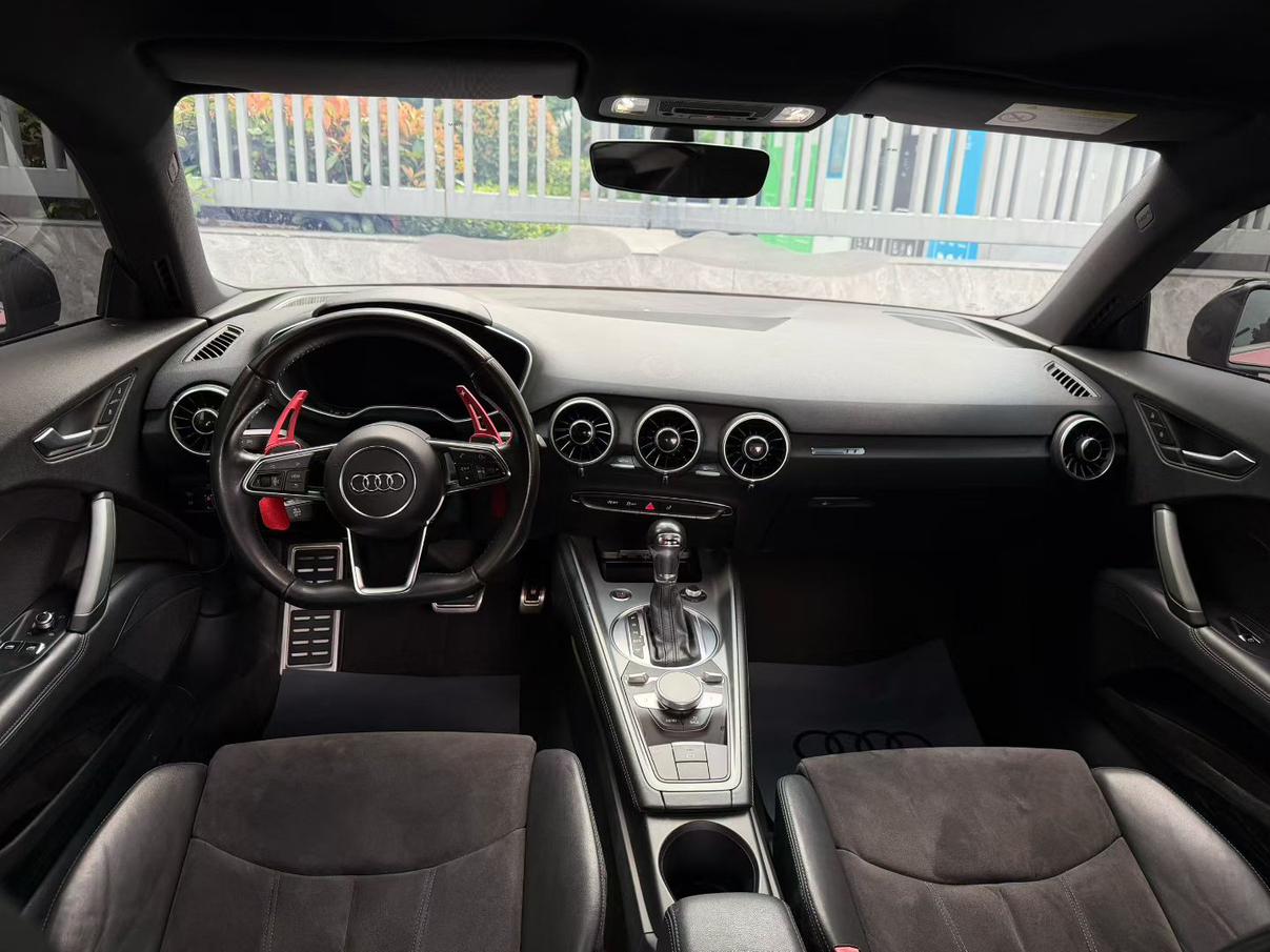 Audi Audi TT