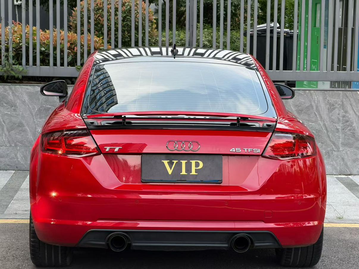 Audi Audi TT