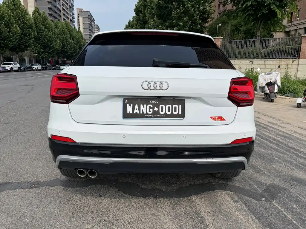 Audi Q2L