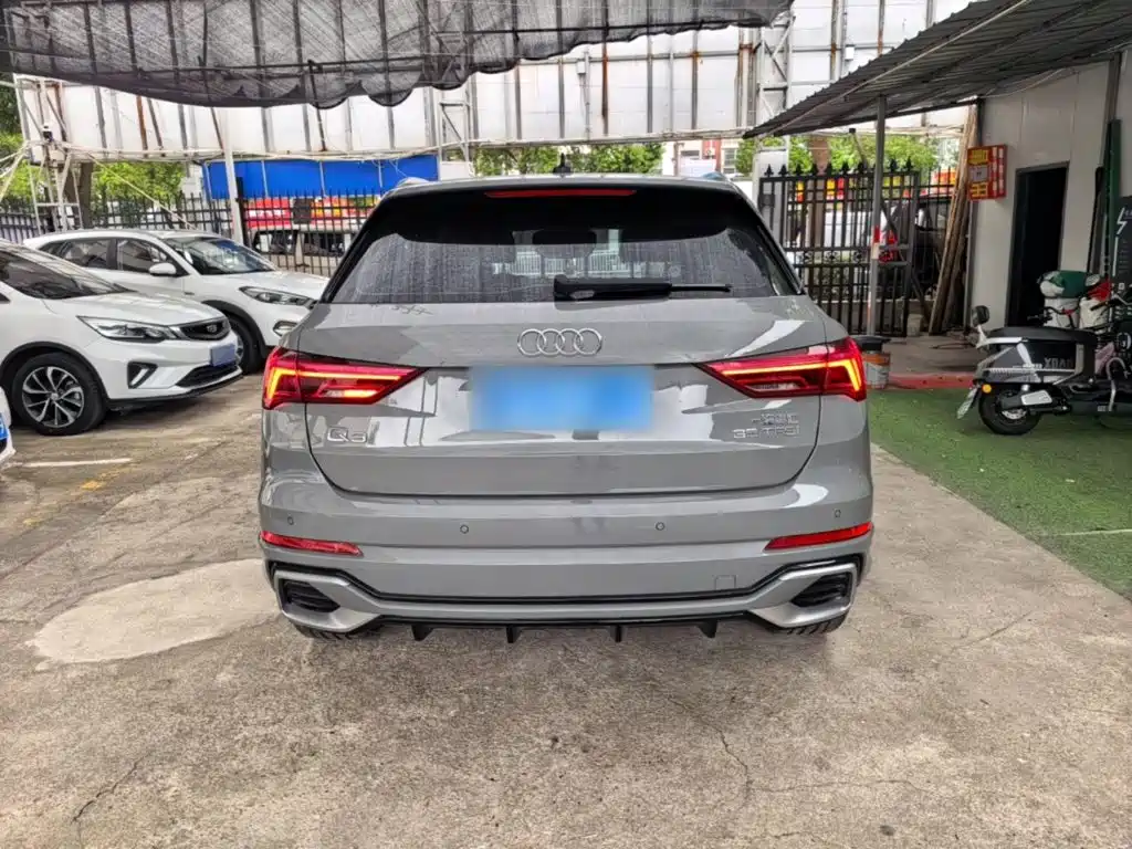 Audi Q3