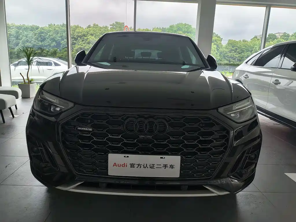 Audi Q5L Sportback