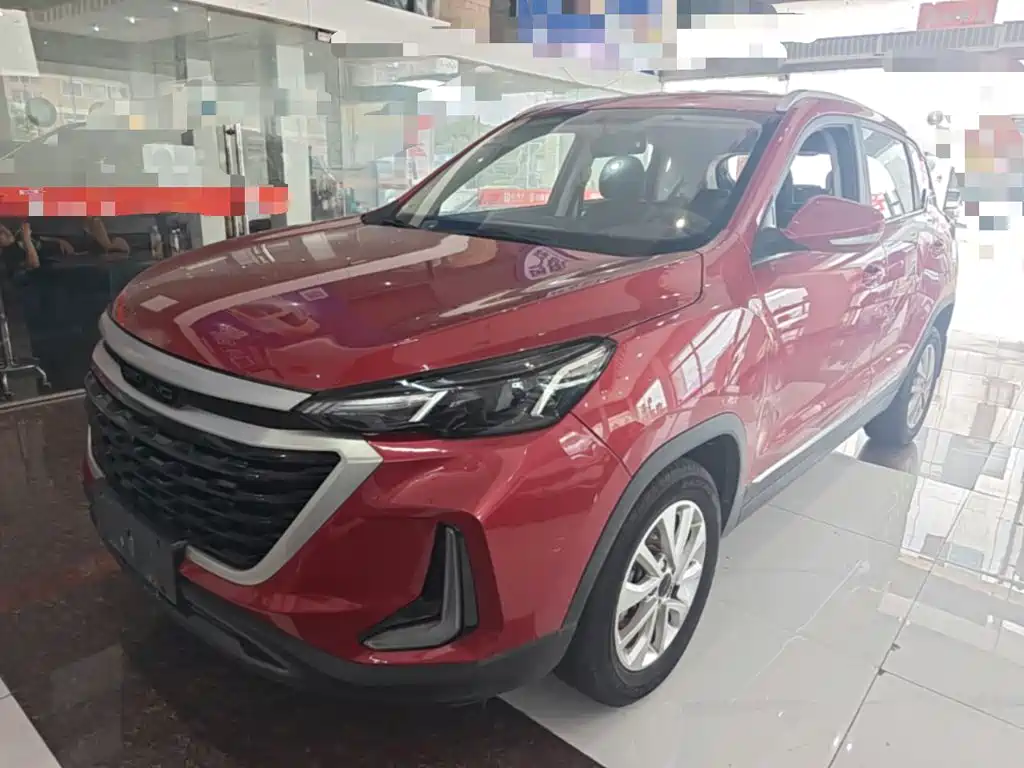 BAIC X3
