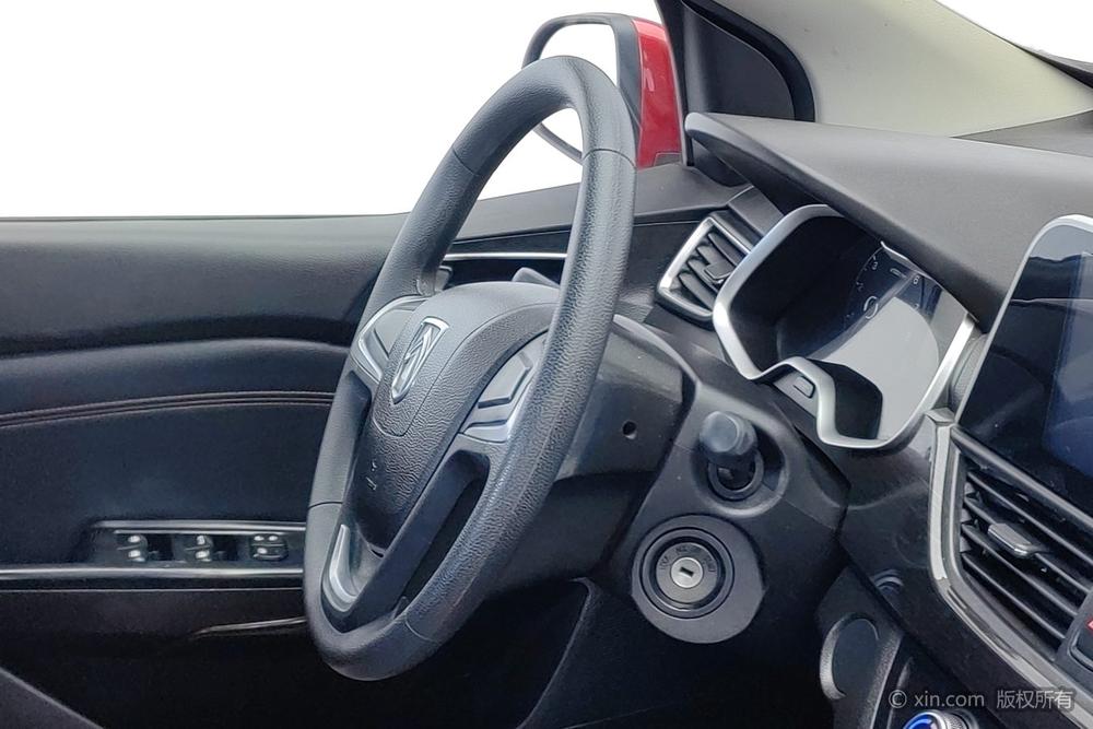 Baojun Baojun 310