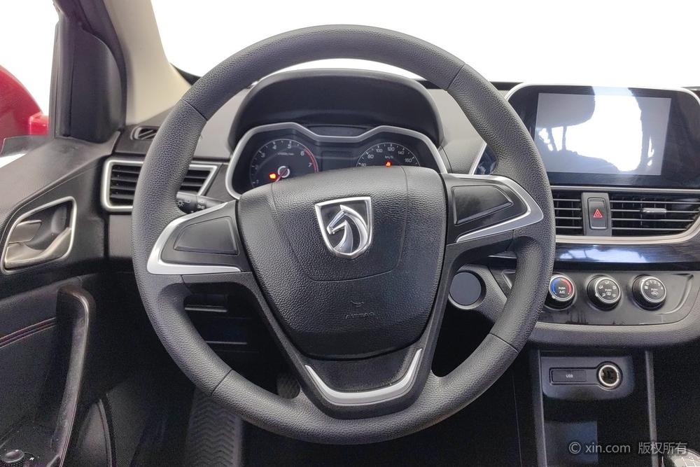 Baojun Baojun 310