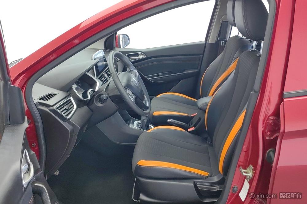 Baojun Baojun 310