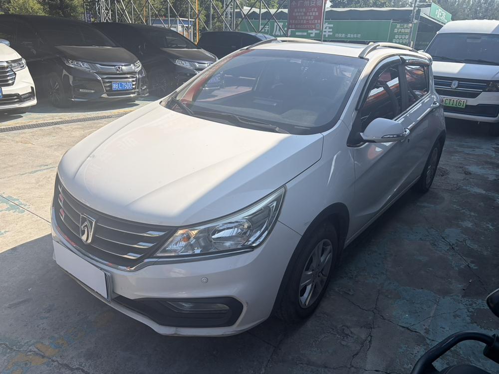 Baojun Baojun 310