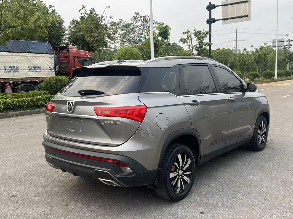 Baojun Baojun 530