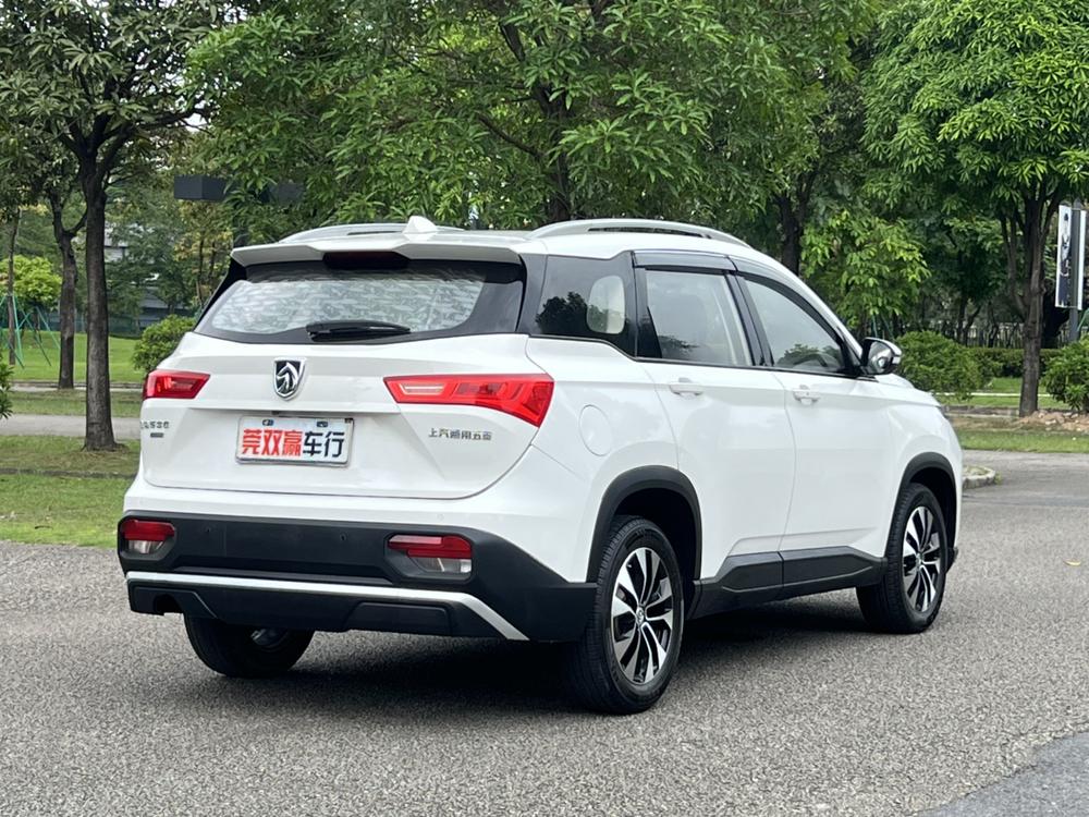 Baojun Baojun 530