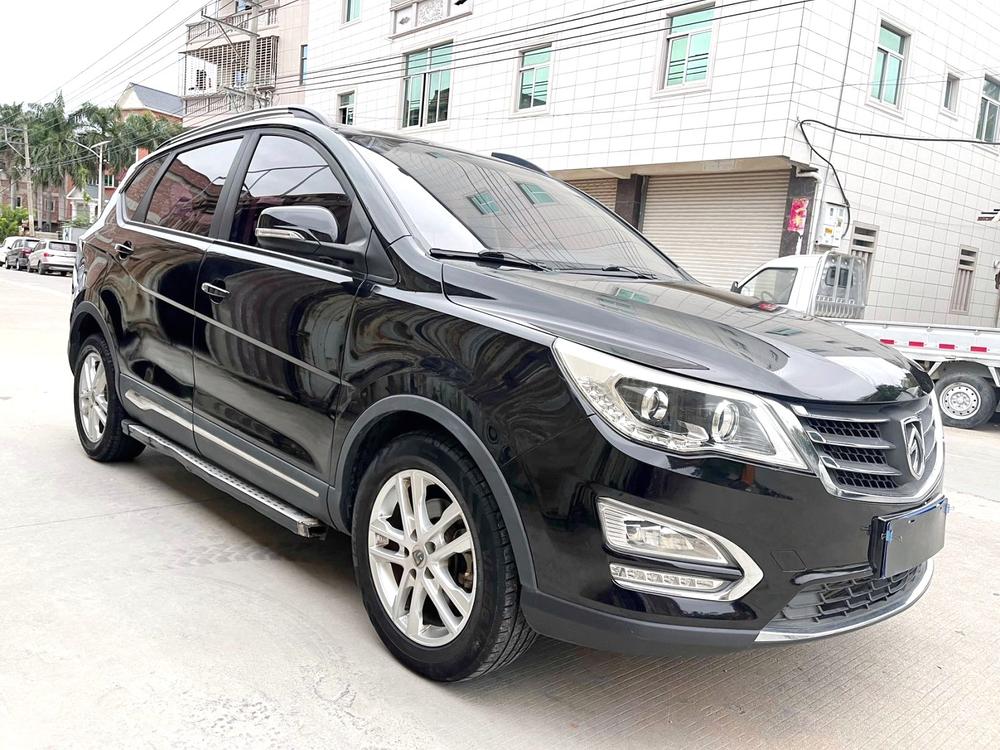 Baojun Baojun 560