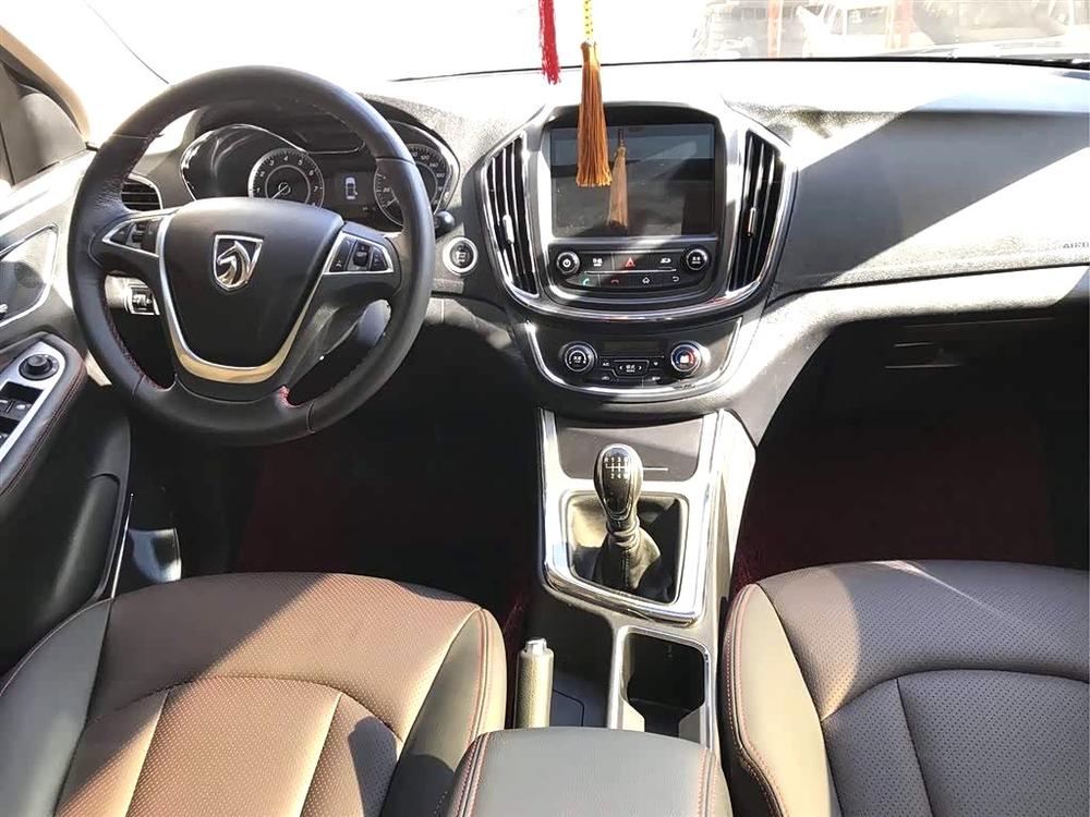 Baojun Baojun 560