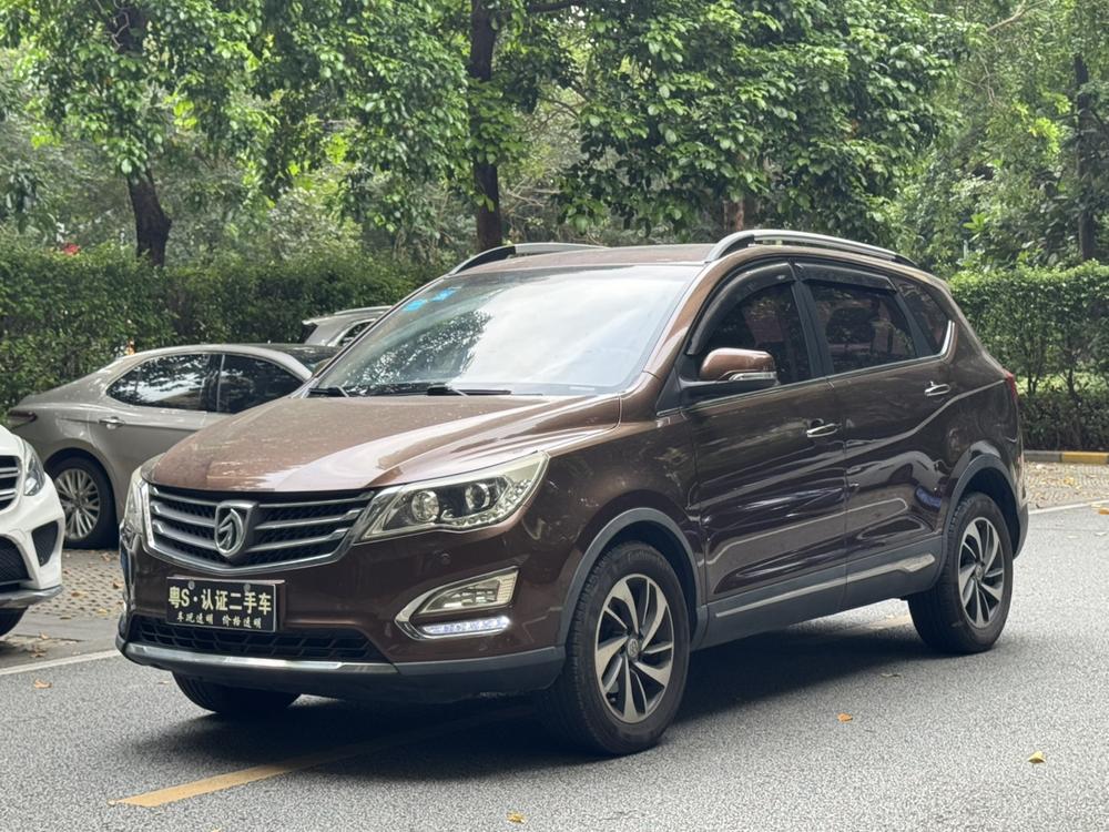 Baojun Baojun 560