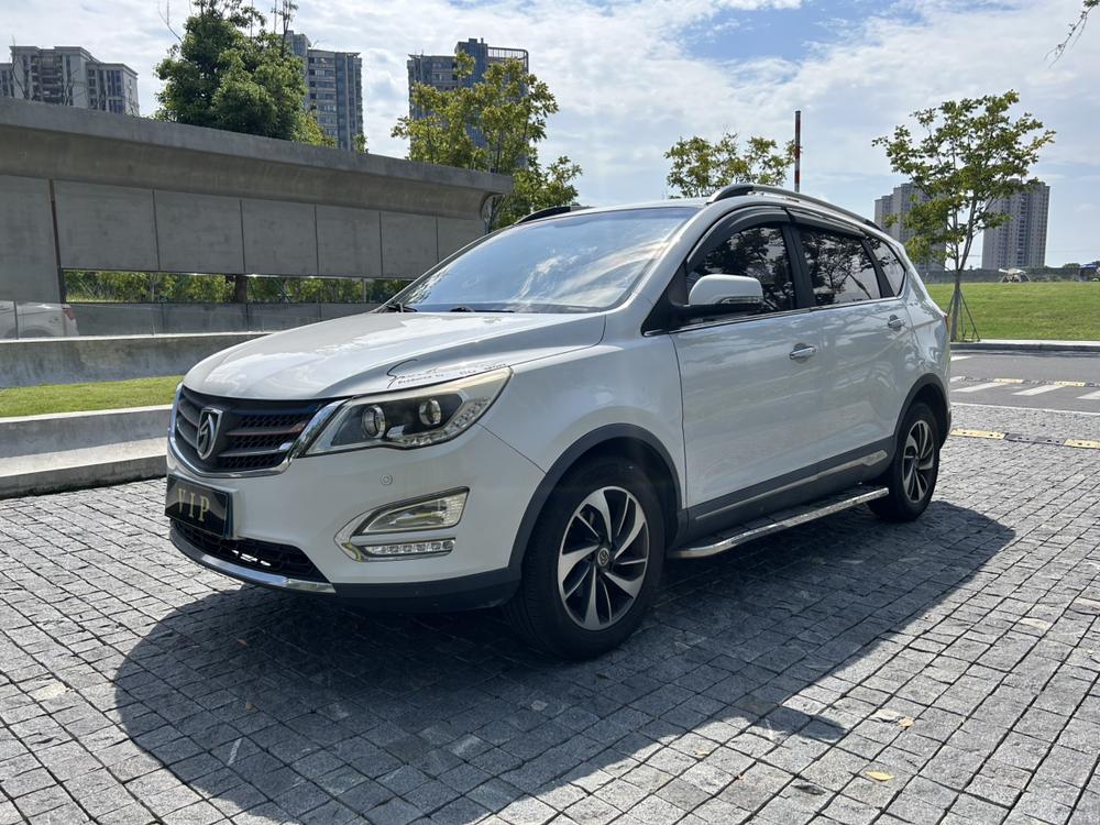 Baojun Baojun 560