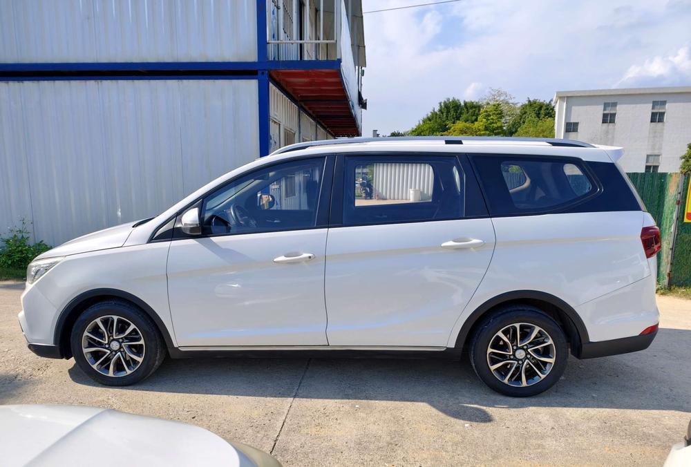 Baojun Baojun 730