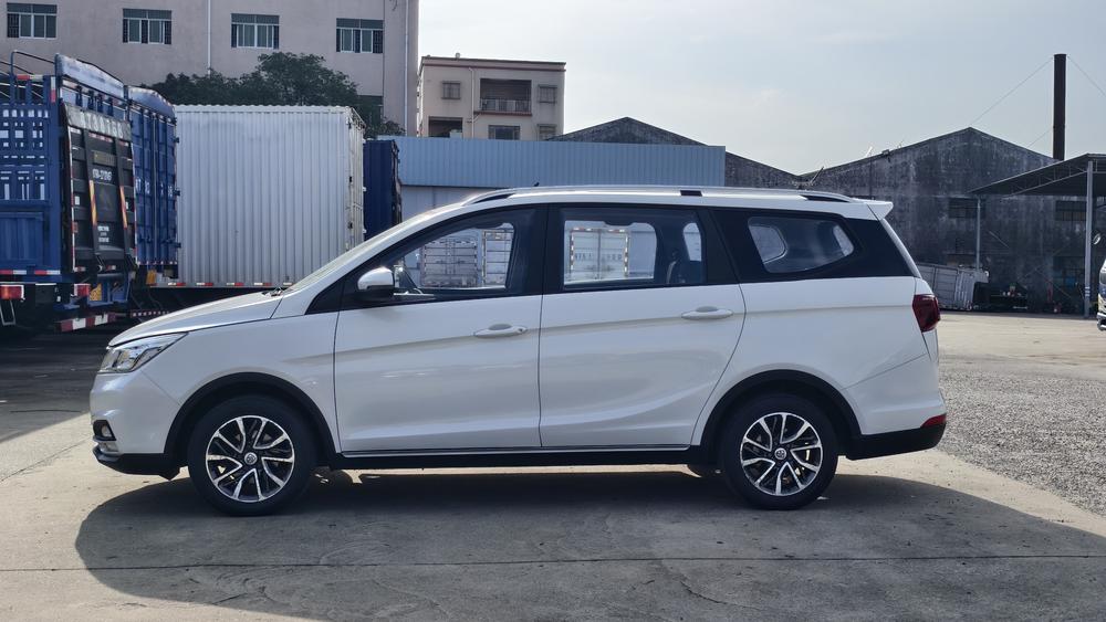 Baojun Baojun 730