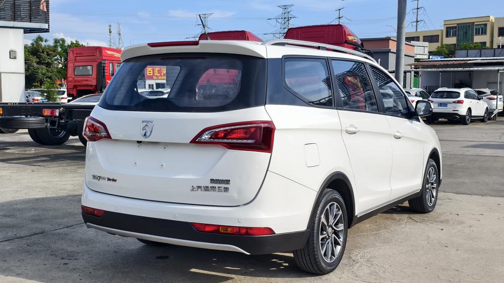 Baojun Baojun 730