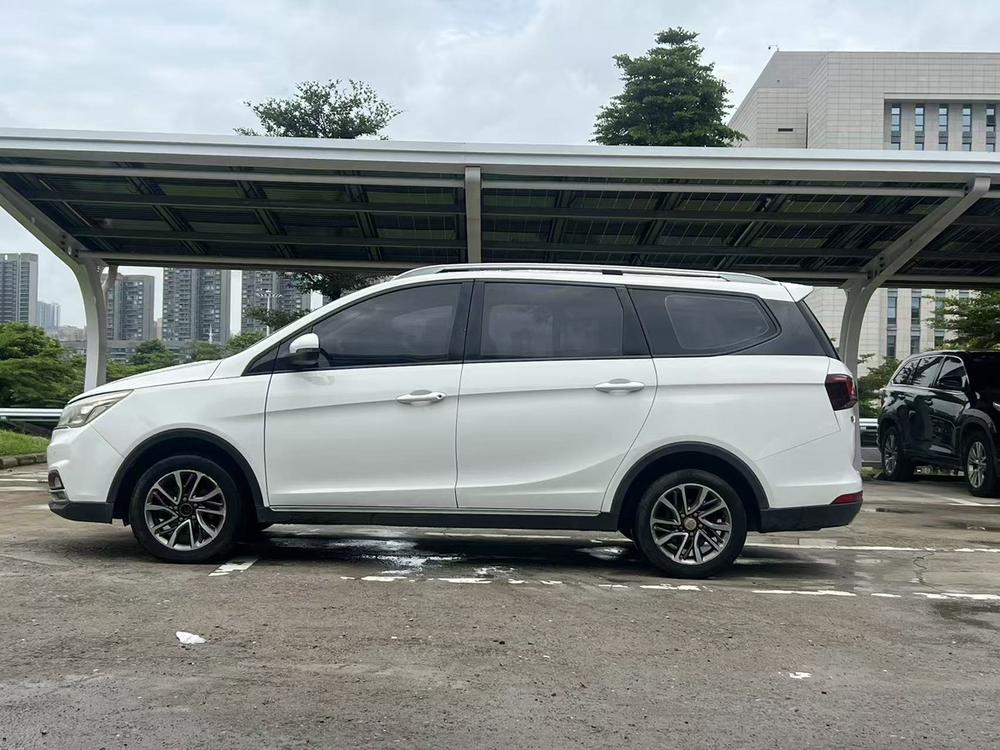 Baojun Baojun 730