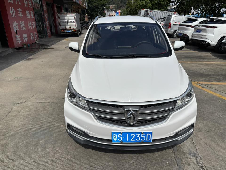 Baojun Baojun 730