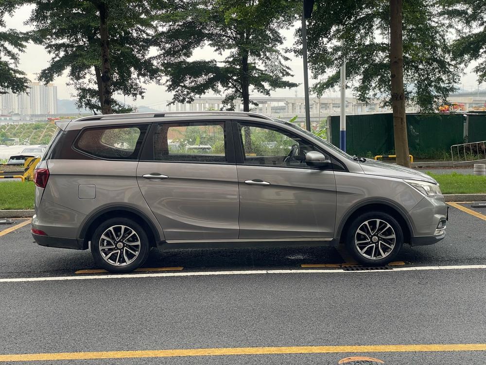 Baojun Baojun 730