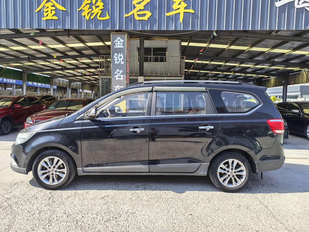 Baojun Baojun 730