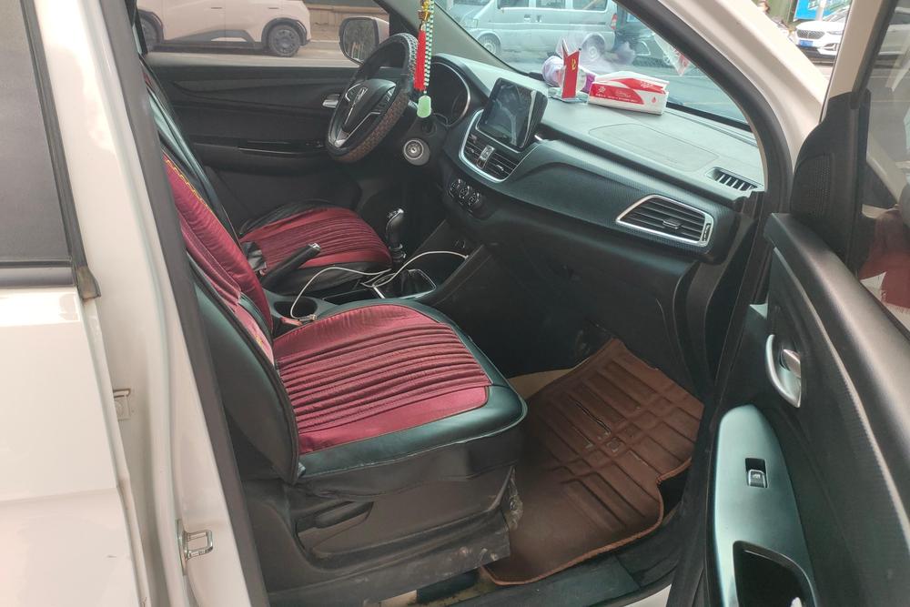 Baojun Baojun 730