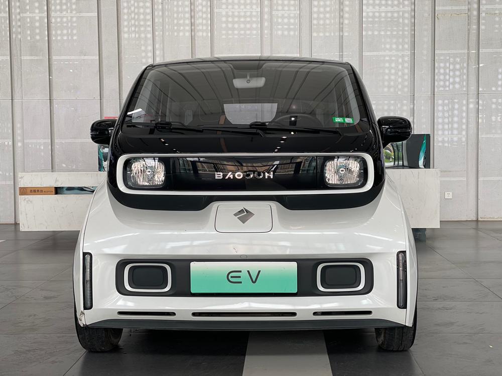 Baojun Baojun E300