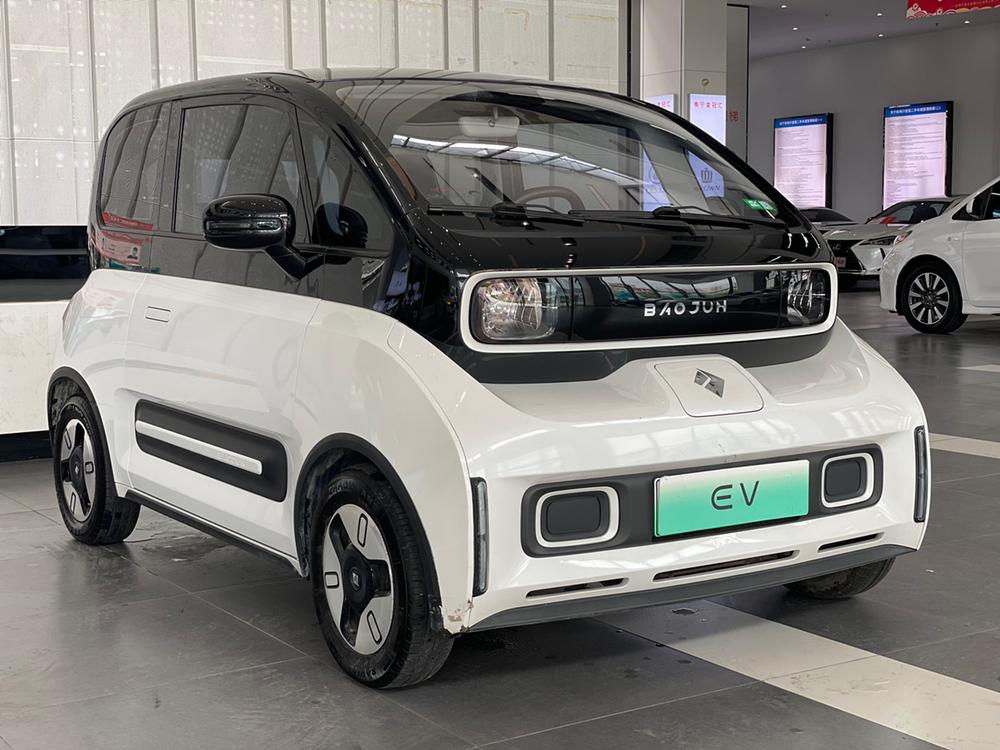Baojun Baojun E300