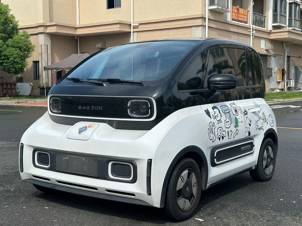 Baojun Baojun E300