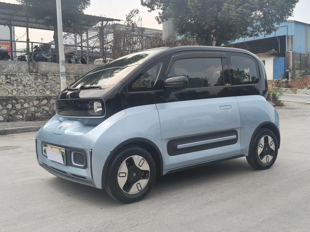 Baojun Baojun E300