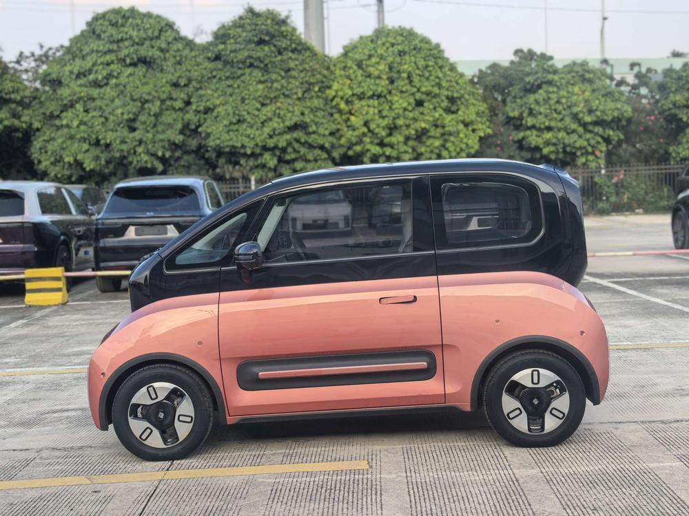 Baojun Baojun E300