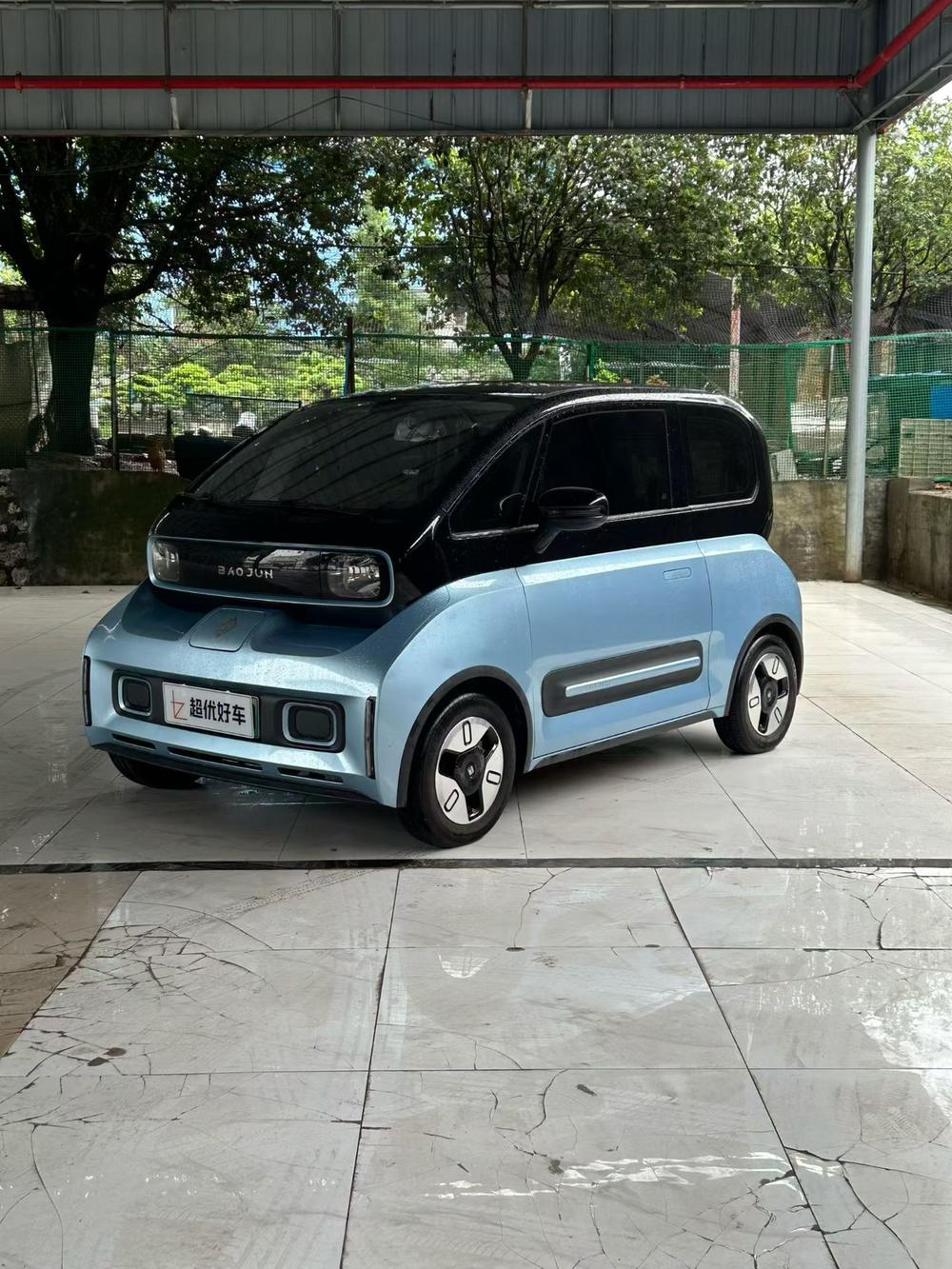 Baojun Baojun E300