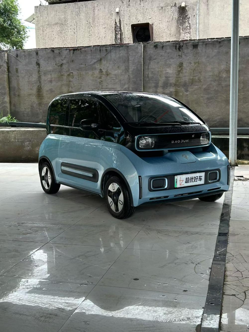 Baojun Baojun E300