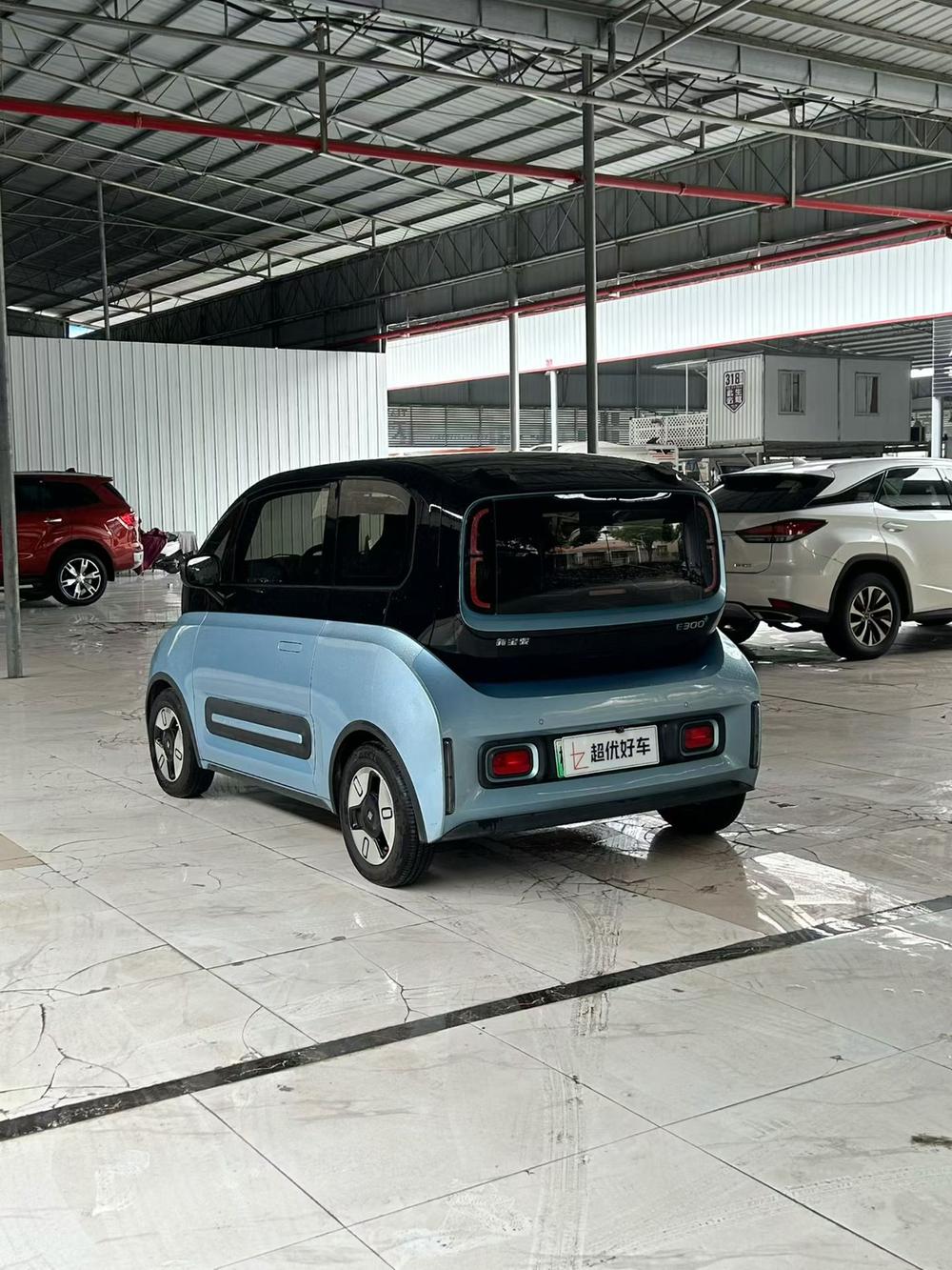Baojun Baojun E300