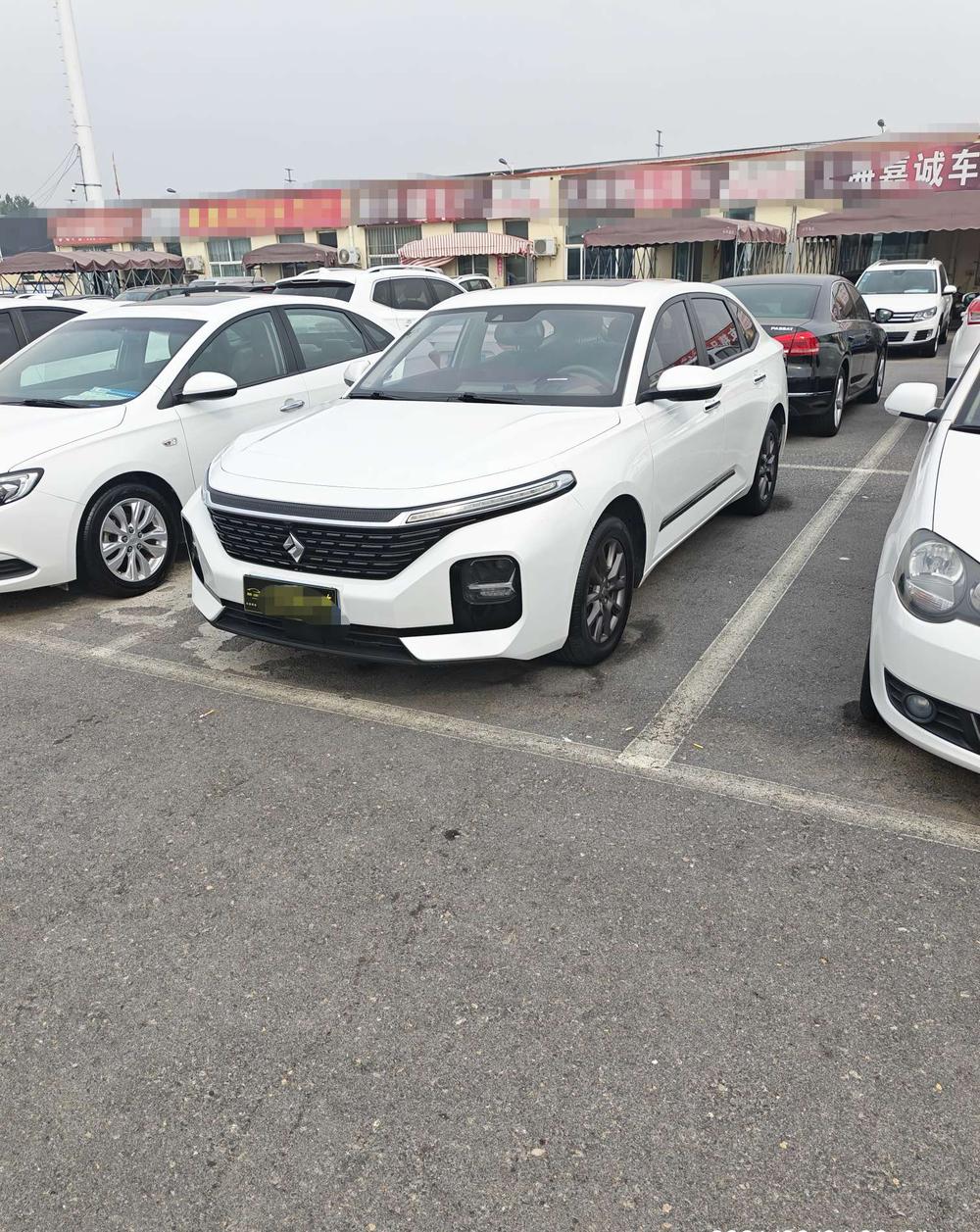 Baojun Baojun RC-5