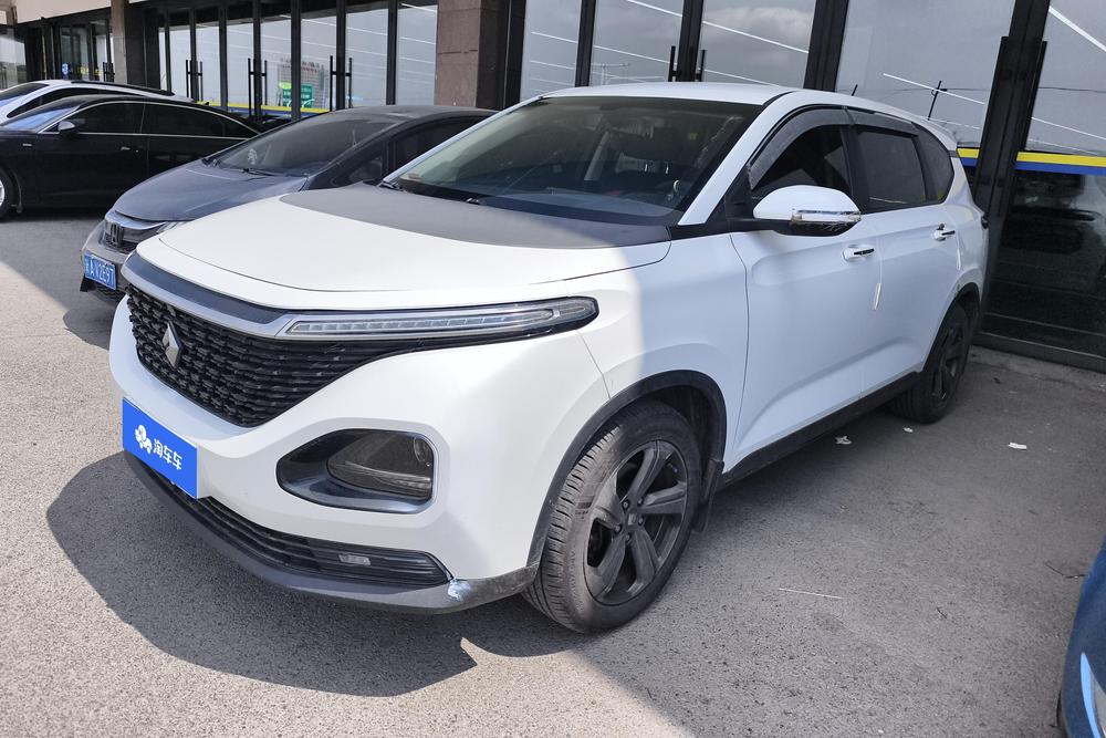 Baojun Baojun RM-5
