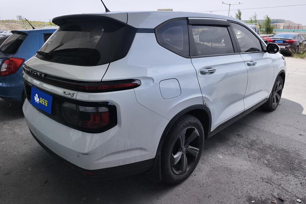 Baojun Baojun RM-5