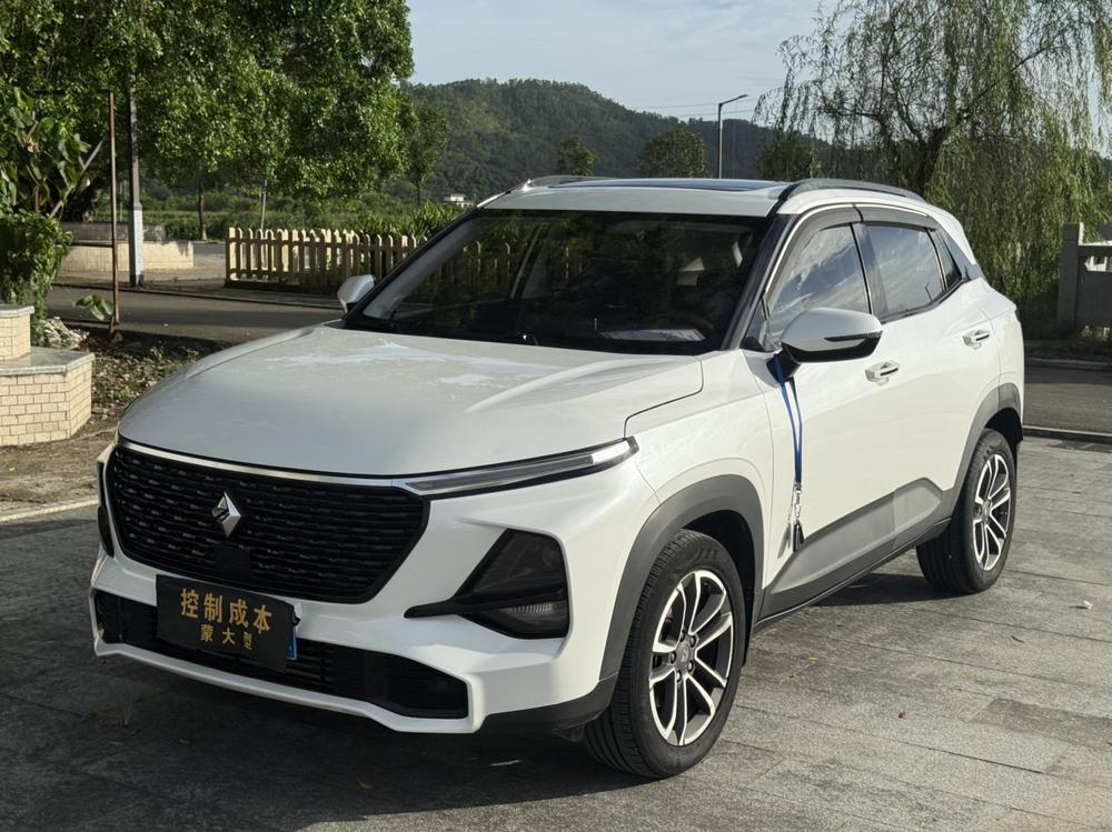 Baojun Baojun RS-3