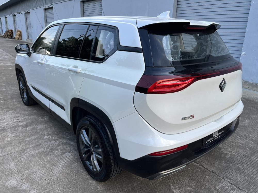 Baojun Baojun RS-5